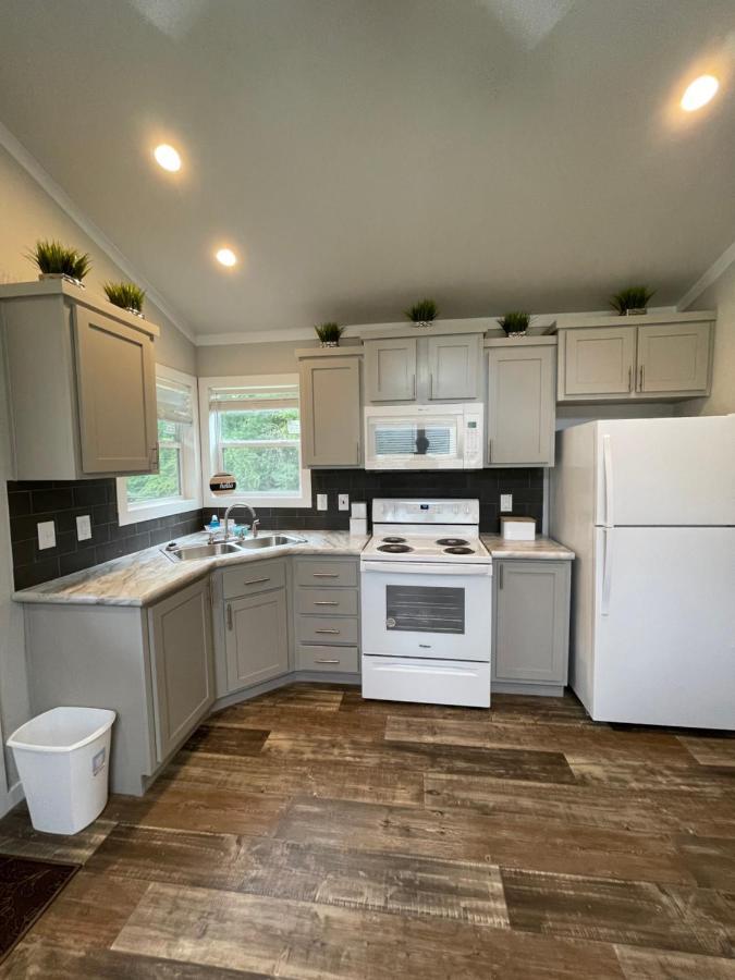 Charming Tiny Home! Close To Oxford, Sardis Lake, Safari Animal Zoo المظهر الخارجي الصورة